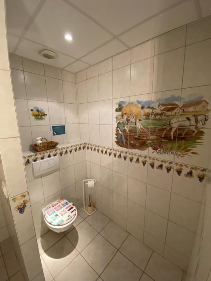Domaine Bacchus Bed and Breakfast Reuil-sur-Marne Exteriör bild
