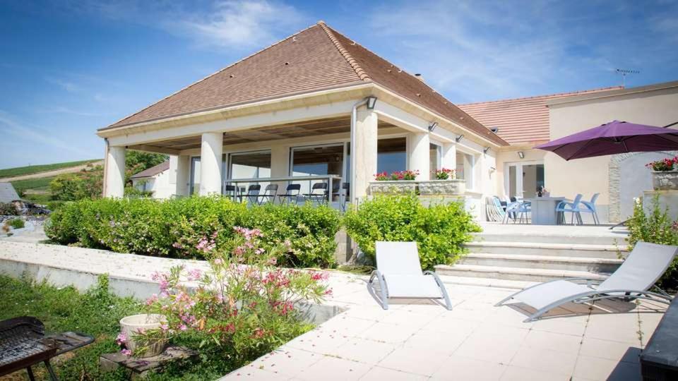 Domaine Bacchus Bed and Breakfast Reuil-sur-Marne Exteriör bild