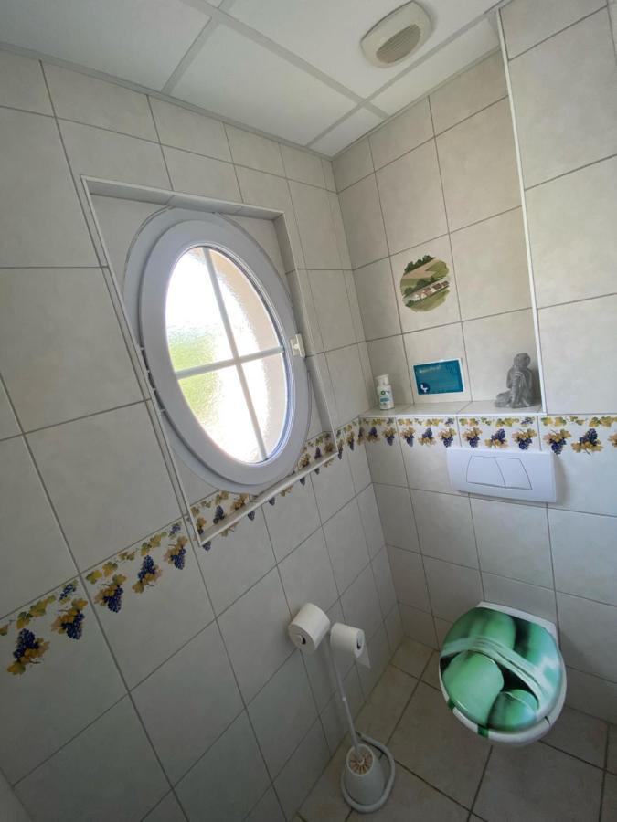 Domaine Bacchus Bed and Breakfast Reuil-sur-Marne Exteriör bild